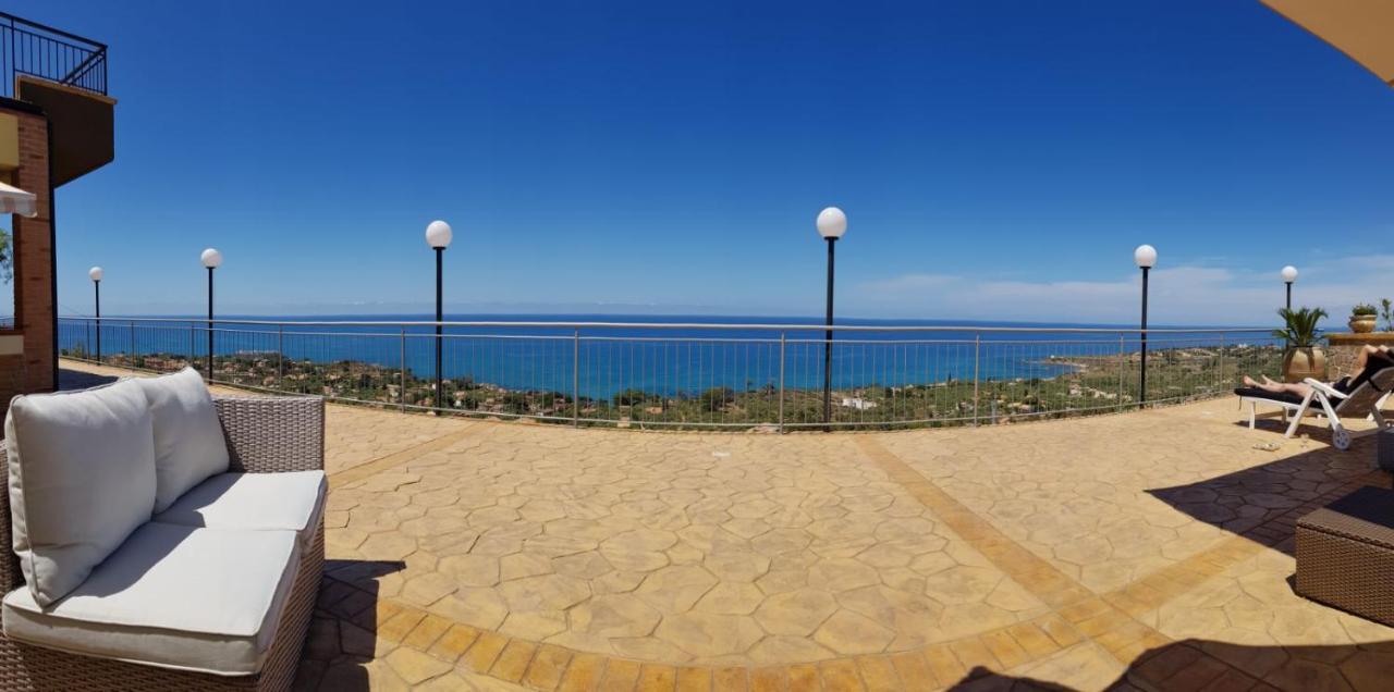 Villa Le Terrazze Чефалу Экстерьер фото